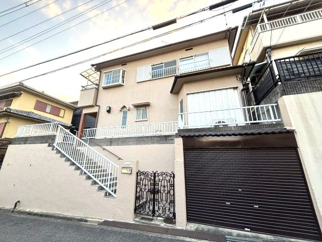 西浦4丁目戸建ての外観