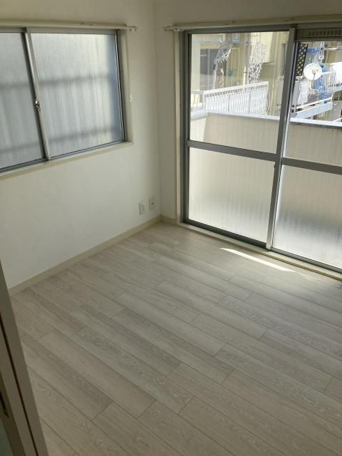 中板橋ローヤルコーポの寝室