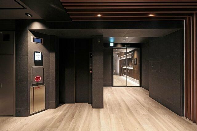 リライア横濱NORTH SIDEのエントランス