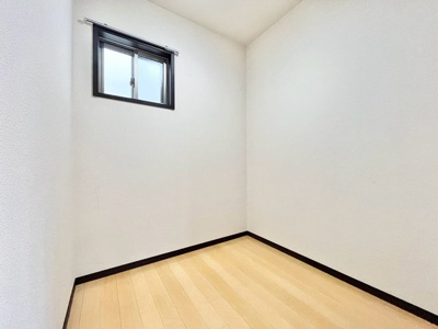【収納】 | 吹田市山田西１丁目中古戸建 | エイブル売買事業部では、箕面市・豊中市・吹田市・池田市・茨木市・高槻市の北摂エリア全域で、物件のご紹介を致しております。北摂エリアにて購入物件をお探しの際は、当社までお問合せ下さいませ。