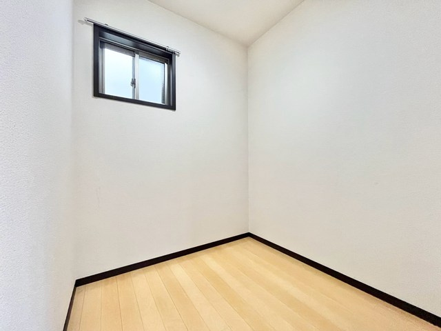 【収納】 | 吹田市山田西１丁目中古戸建 | エイブル売買事業部では、箕面市・豊中市・吹田市・池田市・茨木市・高槻市の北摂エリア全域で、物件のご紹介を致しております。北摂エリアにて購入物件をお探しの際は、当社までお問合せ下さいませ。