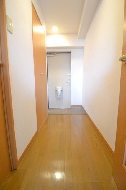 MDIインターフェイス竪町の玄関