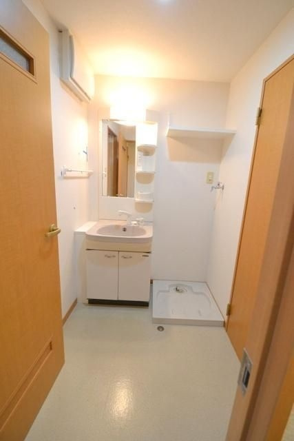 MDIインターフェイス竪町の洗面所