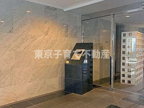 エクセレント文京動坂のエントランス