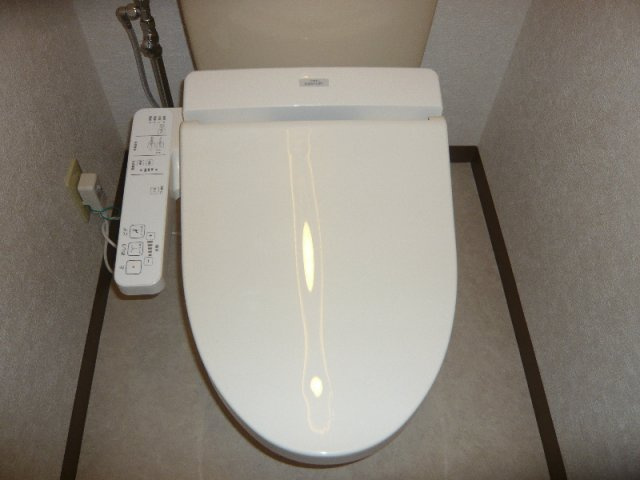 クレール槇のトイレ