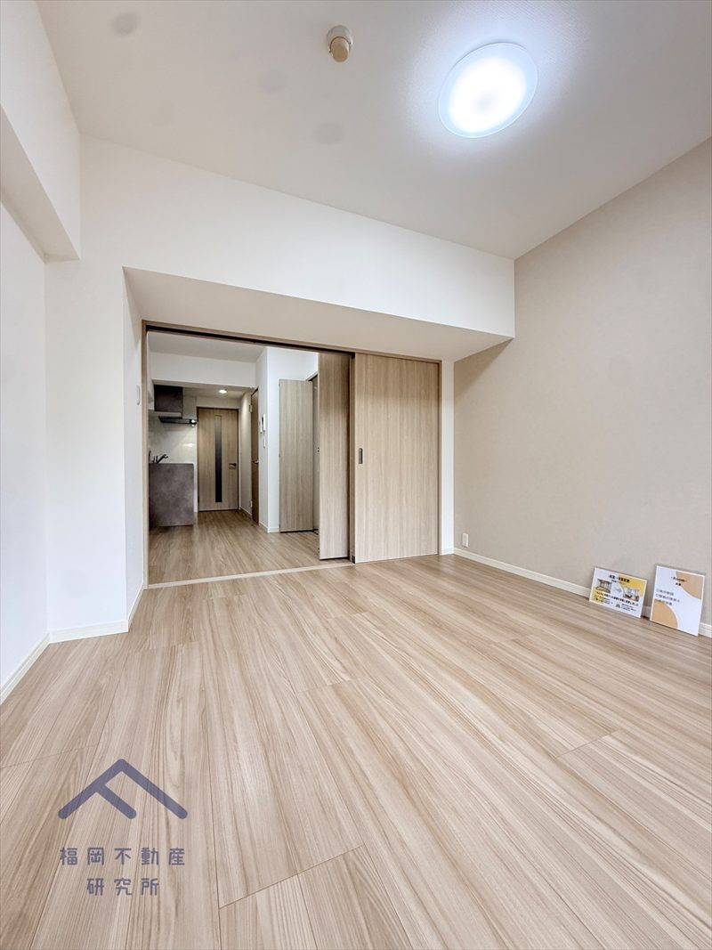 皐月マンション博多の洋室