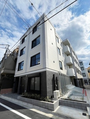 【外観】 | PASEO中野 | 鉄筋コンクリート造のがっちりとした建物。