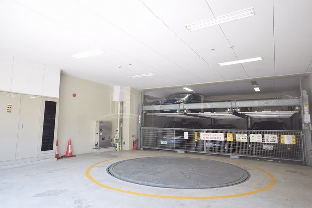 アークアベニュー梅田北の駐車場