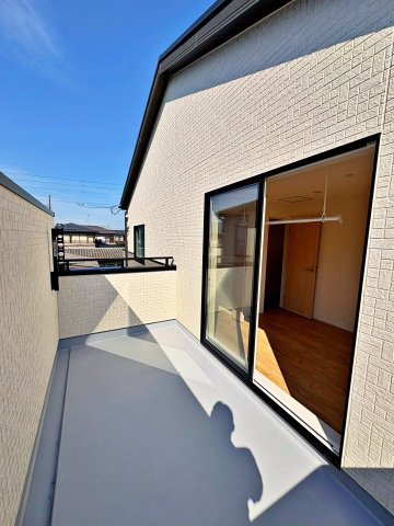 《仲介手数料半額》川越市霞ケ関北3丁目５期　全1棟のバルコニー