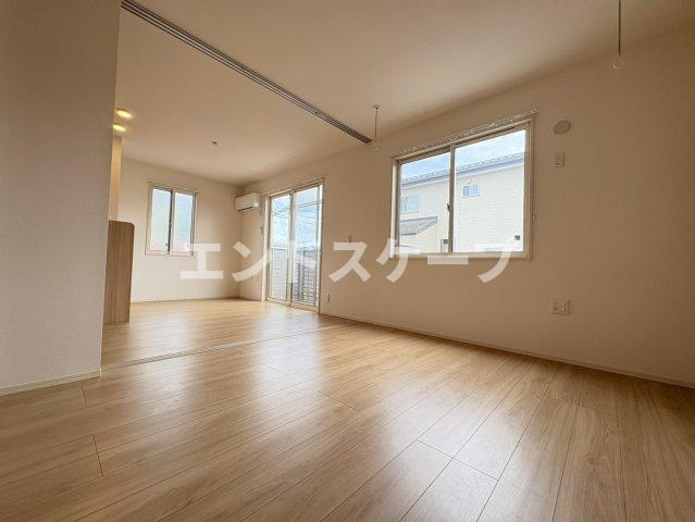 ラルーチェⅡの洋室|高崎、前橋のお部屋探しはエンドスケープまで！お客様の理想お聞かせ下さい♪
※窓はありません