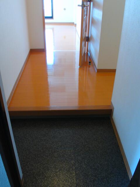 中銀第２小石川マンションの玄関