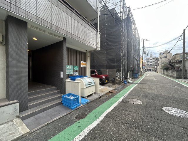 アベニュー曙のエントランス