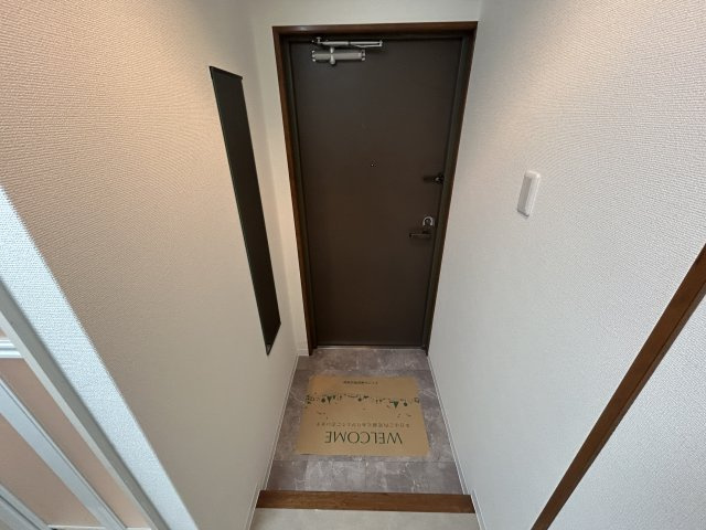 アベニュー曙の玄関