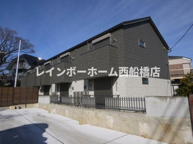 crasio大久保幕張の外観