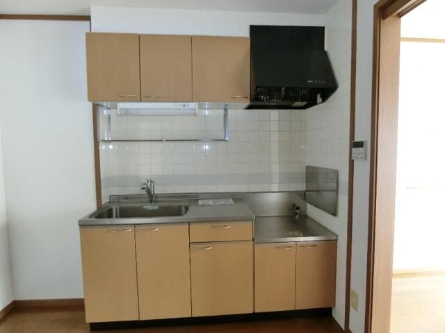 カーザ　ジョバーネのキッチン|お料理しやすいキッチンです