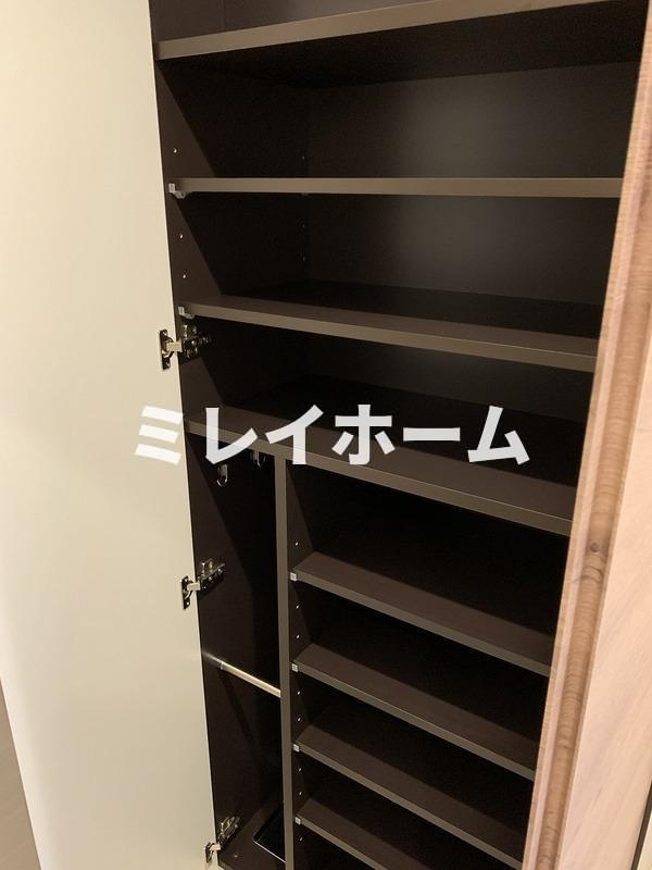 レガリス品川南大井パークサイドの収納