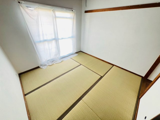 神陵台北住宅69号棟の寝室