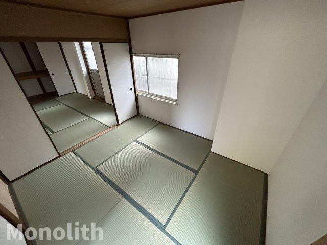 パシフィックメゾン伯方町の和室