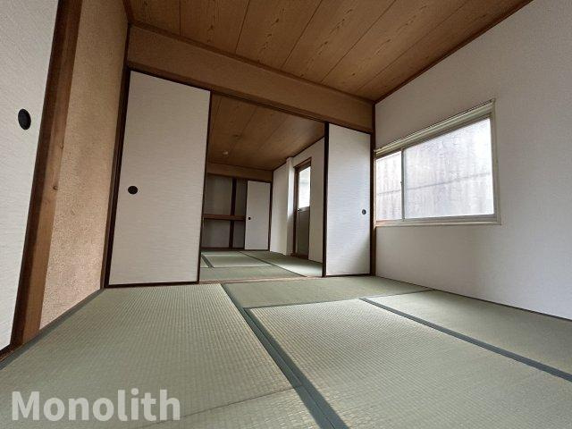 パシフィックメゾン伯方町の和室