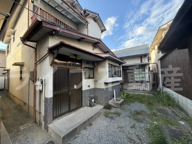 池島町貸家の外観