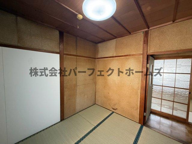川勝町テラスハウスの和室|きれいな和室です