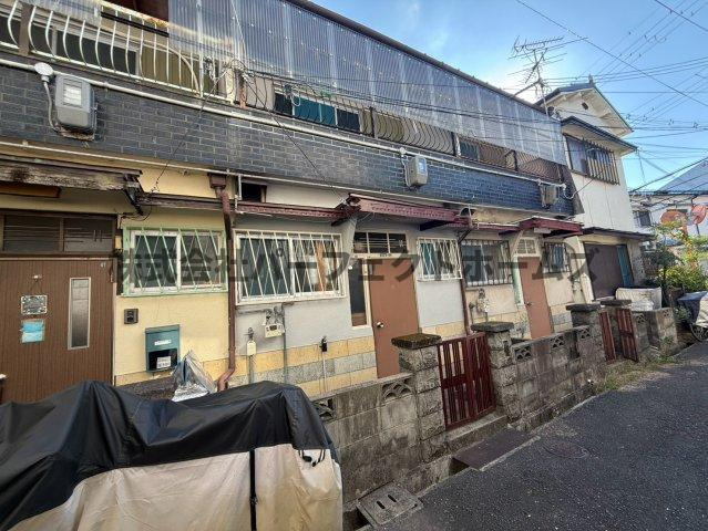 川勝町テラスハウスのエントランス|エントランスです