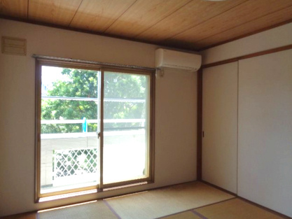 石川ベルメゾンC棟の寝室