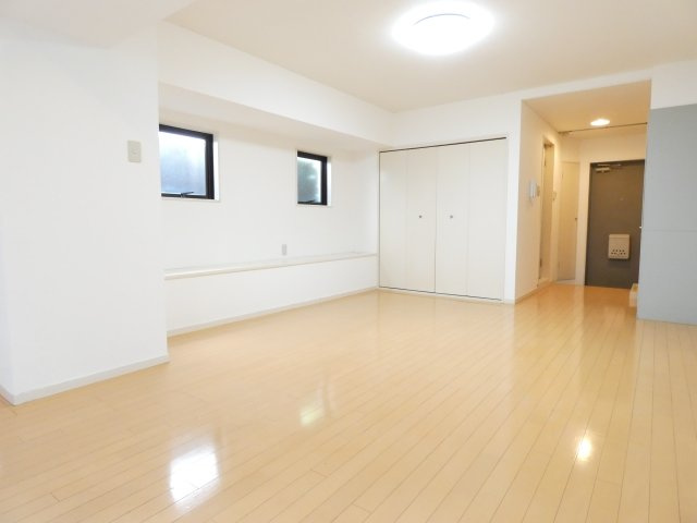 【居間・リビング】
