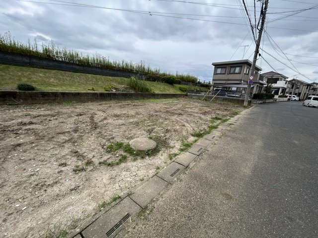 【前面道路含む現地写真】 | 深谷市稲荷町北　1000万　土地