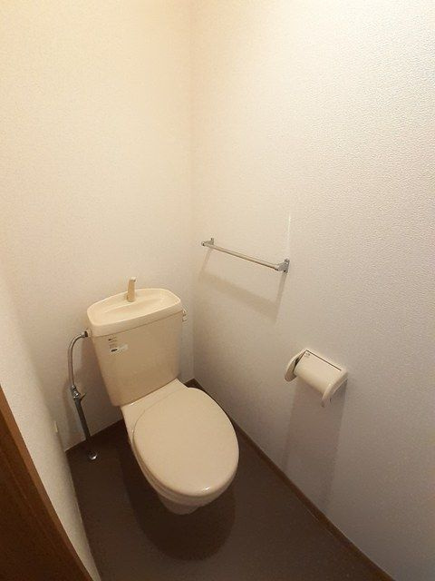 ラヴニールⅠのトイレ