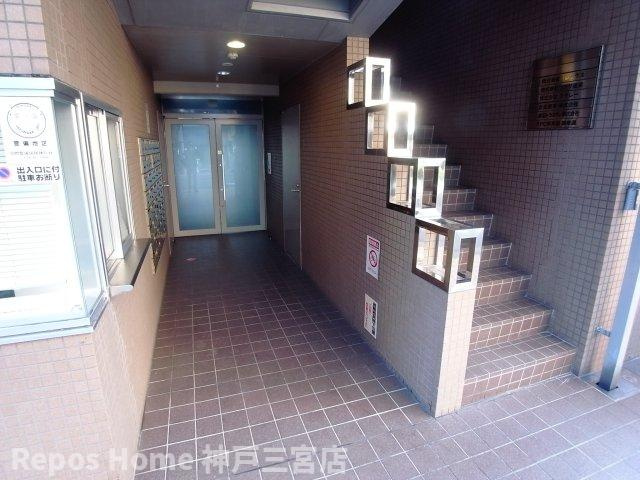 ノベラ御幸通のエントランス