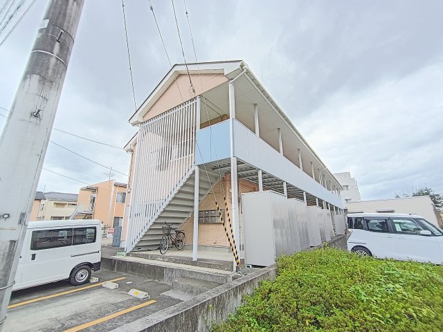 ミリオンハイツの外観