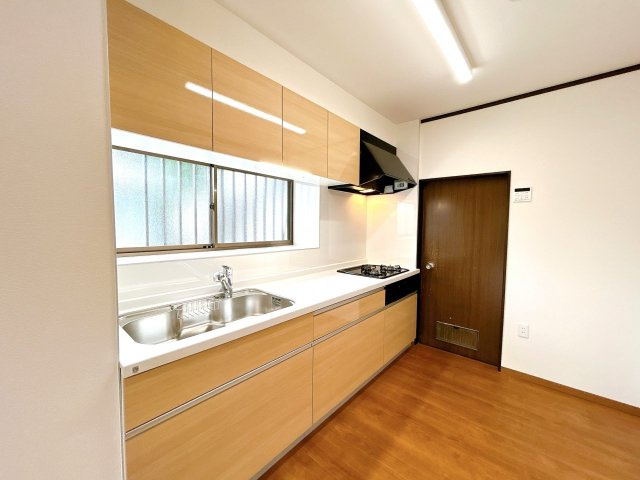 小山市羽川　中古戸建　敷地47坪のキッチン
