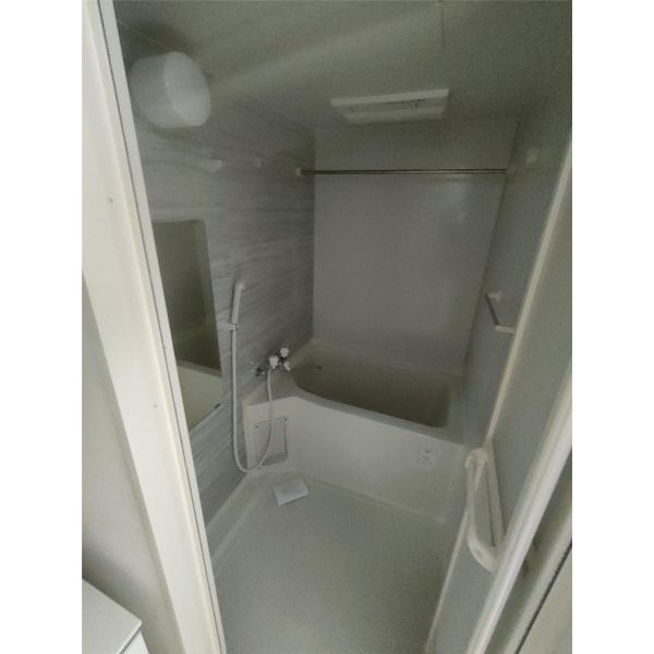S-RESIDENCE神戸磯上通の浴室