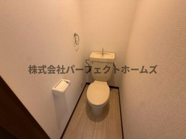高柳7丁目貸家のトイレ|２Fトイレ