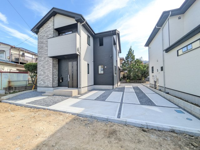 土浦市文京町　2期　新築戸建て　2号棟の前面道路含む現地写真|陽当たりや敷地の広さをご確認できます！
本日のご見学も可能です♪
お気軽にお電話またはお問い合わせください。