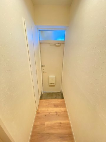 【玄関】