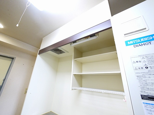 アメニティホウコクのキッチン|収納もあります