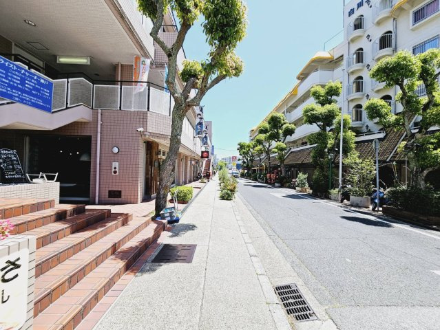 中落合第２住宅479号棟の周辺|商店街