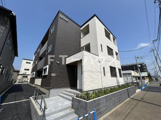 ＧＲＥＥＮ　ＧＡＢＬＥＳ　ＦＡＭＩＲＩＡ　Ａの外観