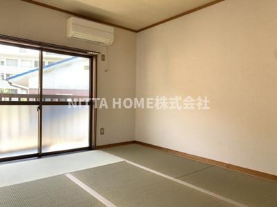 丹波市柏原町柏原のアパートの和室|エアコン付、6帖和室になります◇