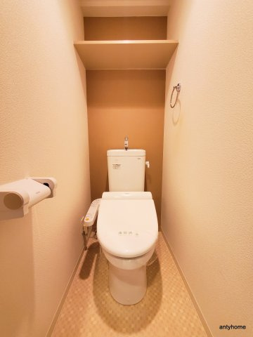 ララプレイスOSAKA WEST PRIME　仲介手数料無料のトイレ