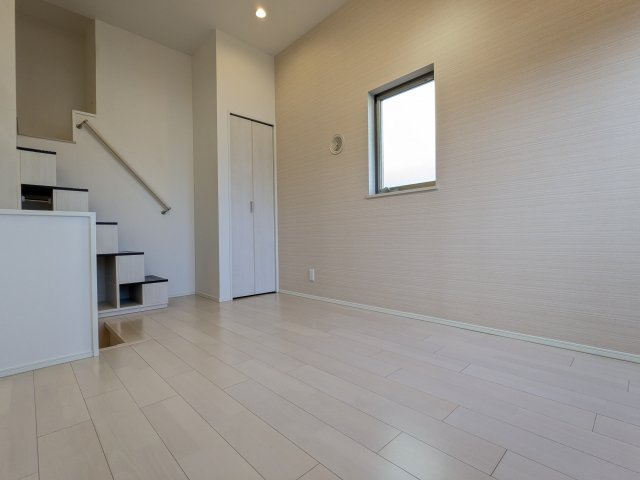 プレミアムハウスケイの洋室|203号室