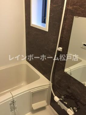 リーブルファイン南流山Ｂ棟仲介手数料（賃料の1.10ヵ月）の50％OFF対象物件！の浴室|日々の暮らしに欠かせないお風呂です