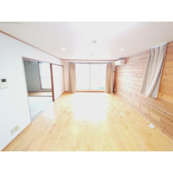 【居間・リビング】 | スカイプラザ中野 | 16.5帖のきれいなLDK。