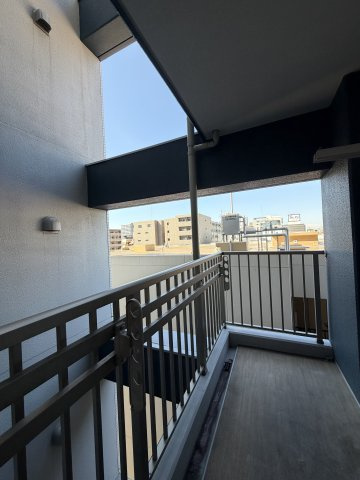 プレサンス堺筋本町ディスティニーのバルコニー