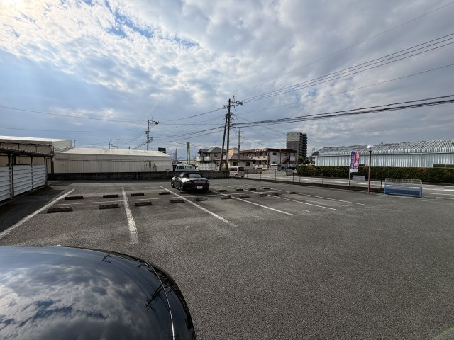 ラフォーレの駐車場