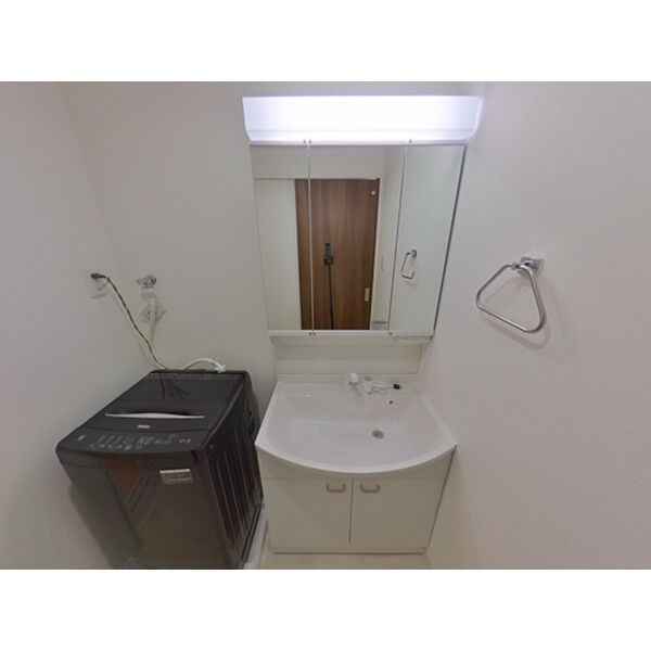 熊本市中央区水前寺１丁目の賃貸マンションの洗面所