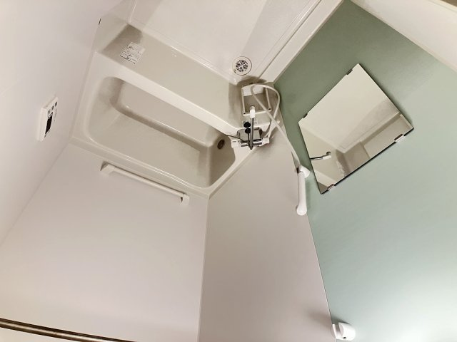 レオネクスト清水Ⅳの浴室