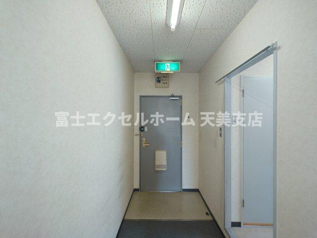堺ドリームビルの玄関